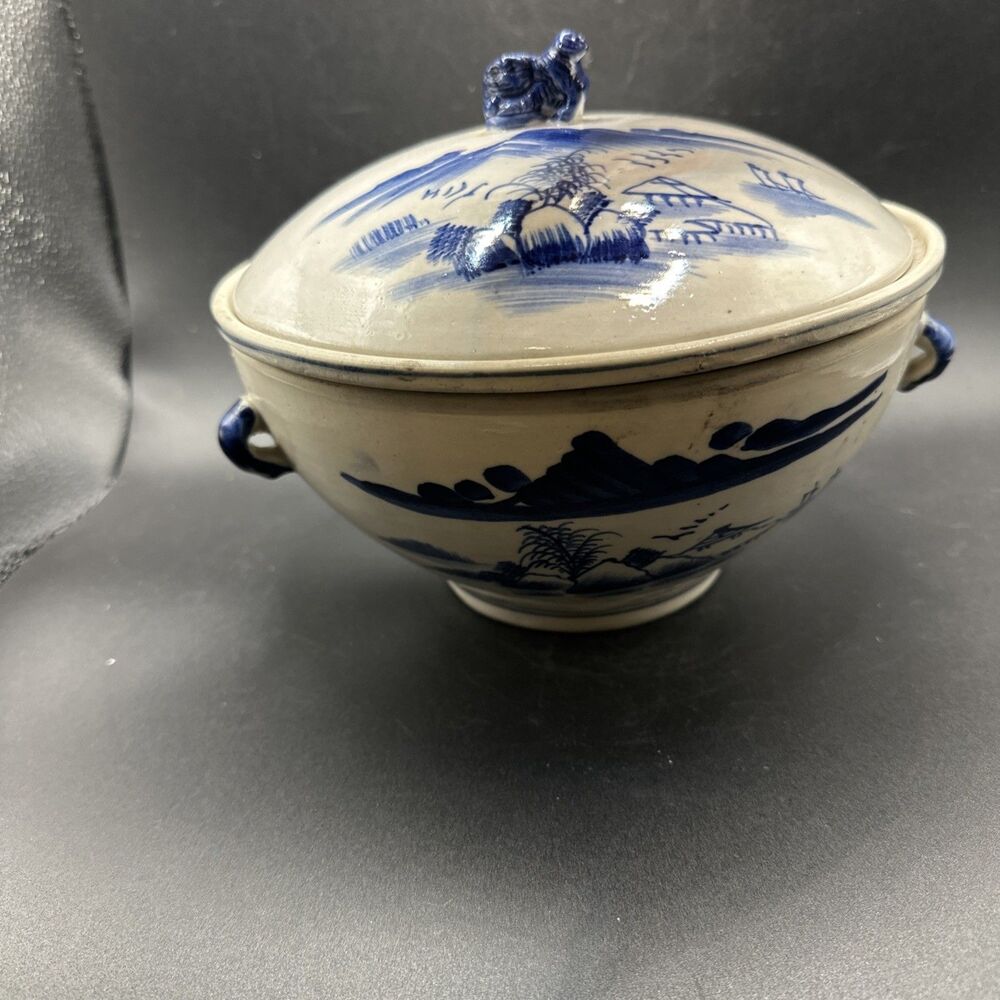 Vintage Chinese Blue & White Rice Bowl Simmer Pot Foo Dog Finial Mountains Ships